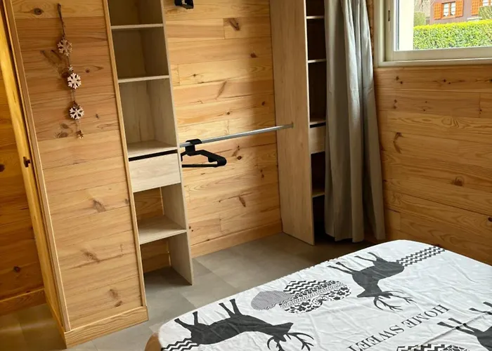 L'oursiere A Mamet Saint-Mamet